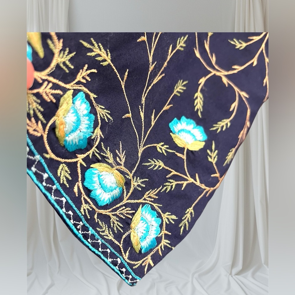 Ritu Kumar Navy Tunic with Turquoise Floral Embroidery sz large linen - Picture 4 of 4